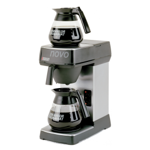 Mondo 2 med en kande